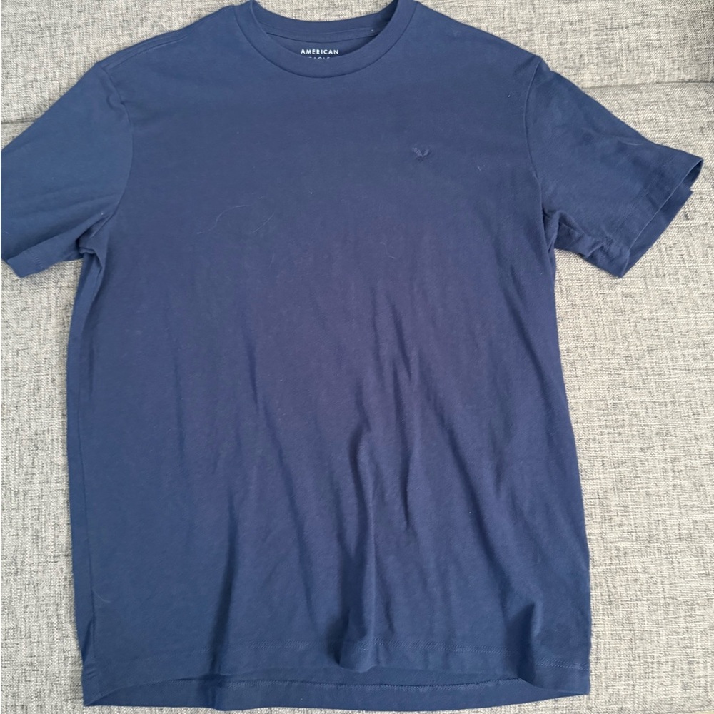 American Eagle Outfitters Men's Navy Blue T-Shirt